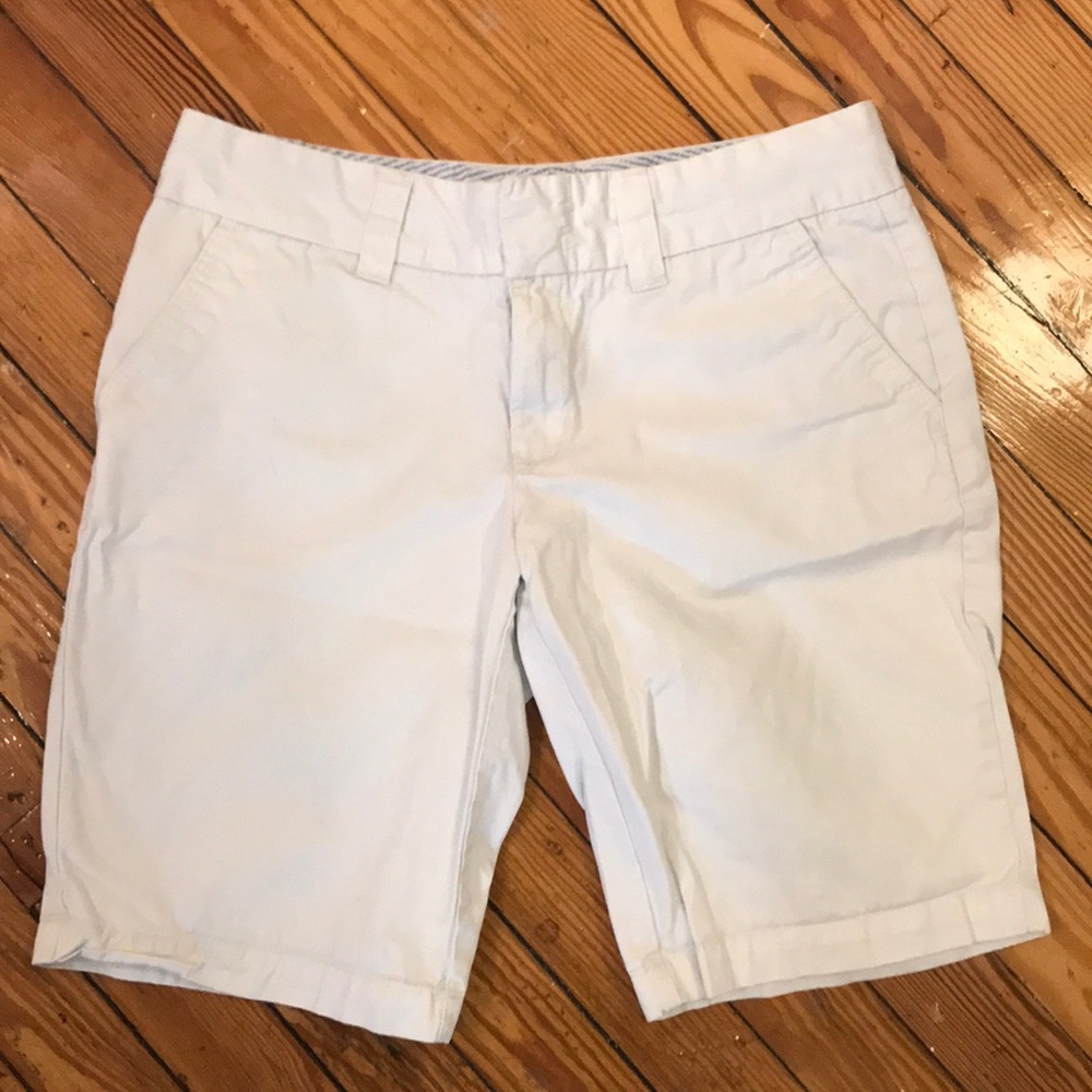 Women’s Size 6 Tommy Hilfiger Shorts